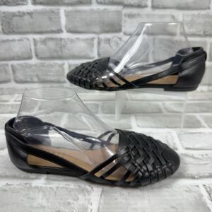 Journee Collection Ekko Women's 9 Black Leather Woven Slip On Comfort Sandals